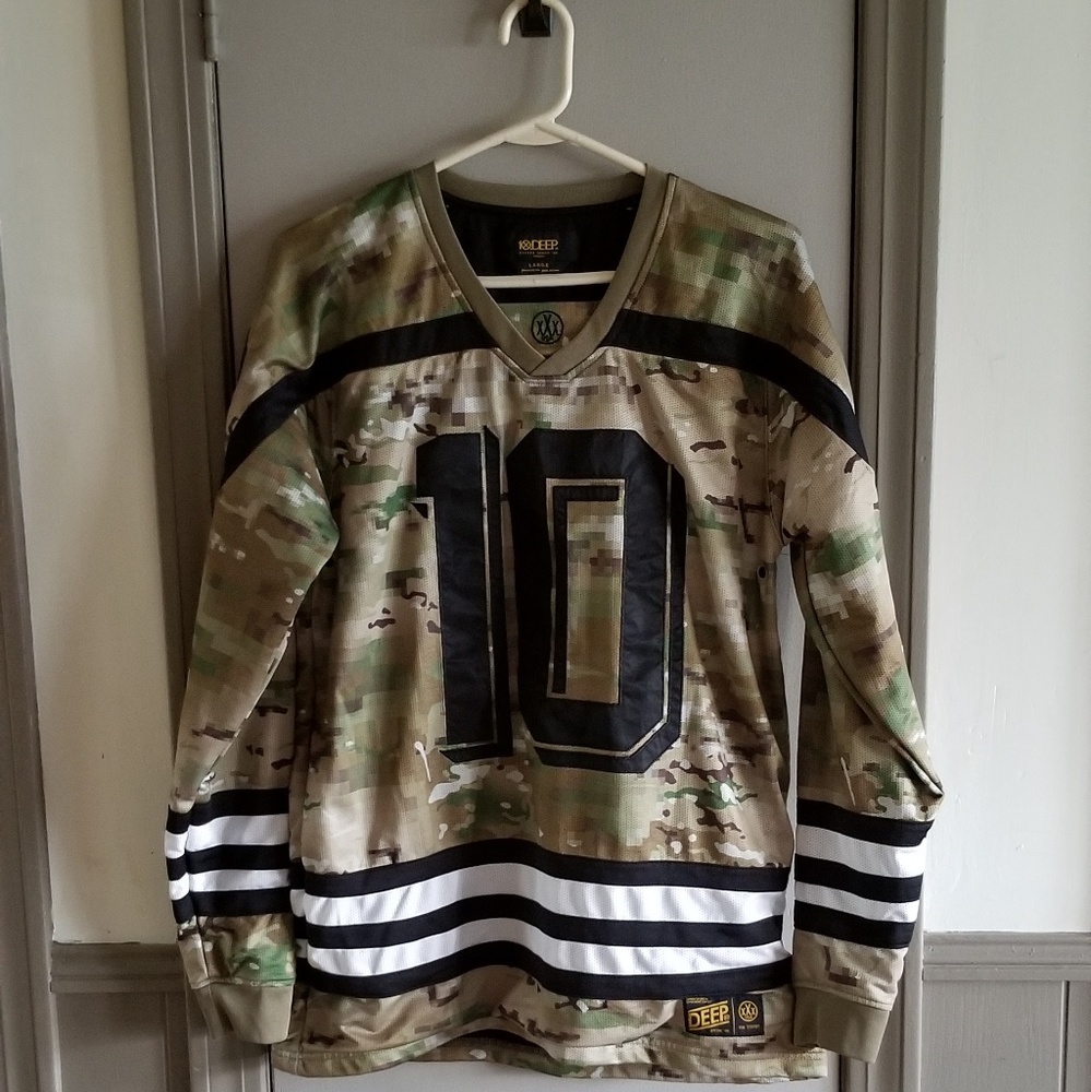 10 Deep Baziks LS Camo Jersey